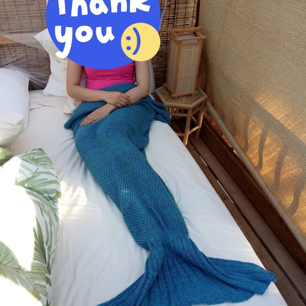 Mermaid blanket in teal blue/purple EUC